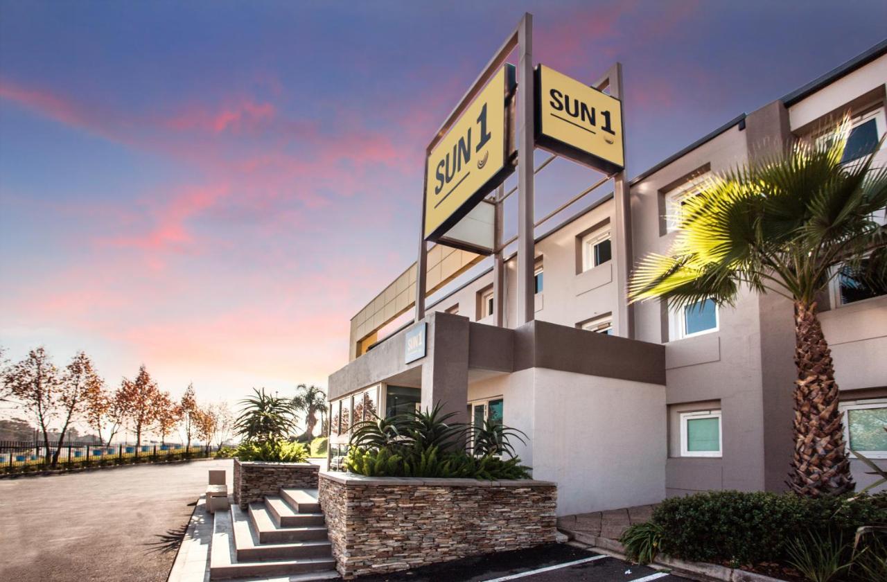 Ecomotel Grayston Previously Known As Sun1 Wynberg 约翰内斯堡 外观 照片